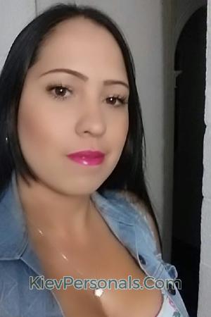 167047 - Yecenia Age: 45 - Colombia