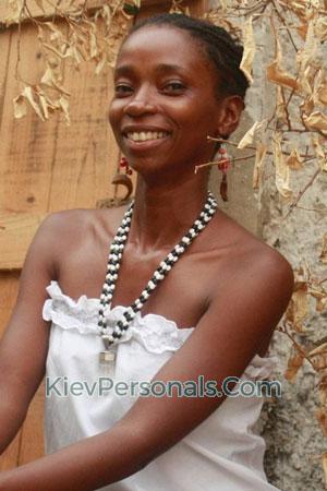 180080 - Teolinda Age: 46 - Colombia