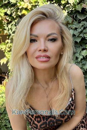183383 - Ella Age: 51 - Ukraine