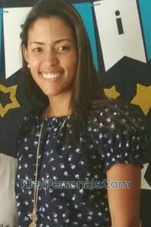 190063 - Alejandra Age: 38 - Venezuela