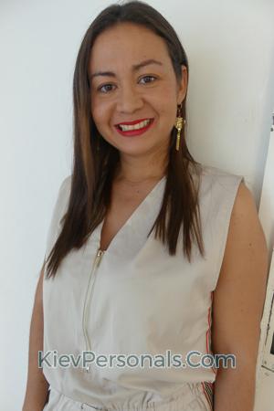 190203 - Luz Angela Age: 40 - Colombia