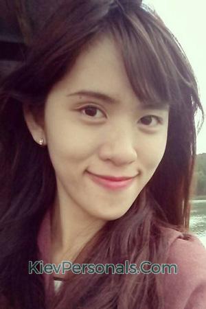 195030 - Hoang Thuy Trang Age: 32 - Vietnam
