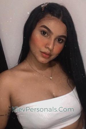 197135 - Liceth Age: 24 - Colombia