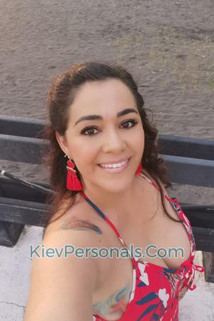 198143 - Gency Age: 41 - Costa Rica