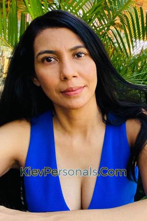 200279 - Greys Age: 47 - Colombia