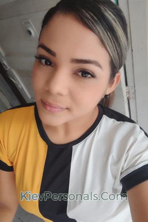 201128 - Kerlys del Carmen Age: 35 - Colombia