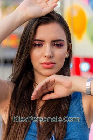 201286 - Valentina Age: 25 - Colombia