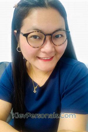 201903 - Arsenia Age: 45 - Philippines