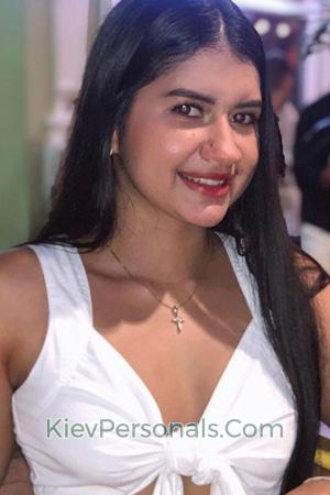 205719 - Alejandra Age: 26 - Colombia