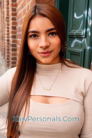 205924 - Melissa Age: 30 - Colombia