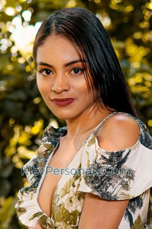 205926 - Veronica Age: 30 - Colombia