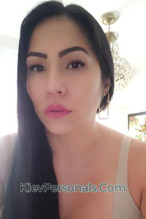207049 - Nazly Age: 44 - Colombia