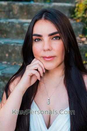 208250 - Isabel Age: 37 - Colombia