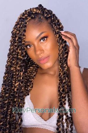 211761 - Roxana Age: 30 - Colombia