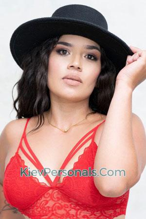 212542 - Michel Age: 30 - Colombia