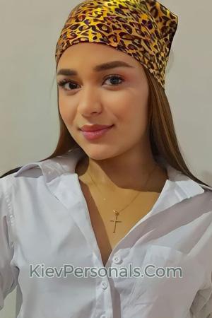 214712 - Yulieth Age: 28 - Colombia