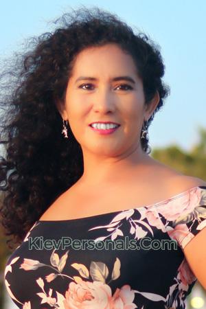 215910 - Patricia Age: 49 - Peru