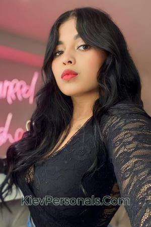 217496 - Yendy Age: 25 - Colombia