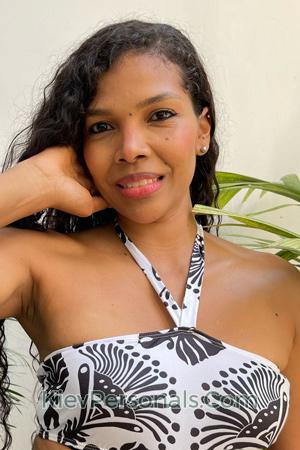 218188 - Karina Age: 39 - Colombia