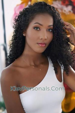 219749 - Valentina Age: 24 - Colombia