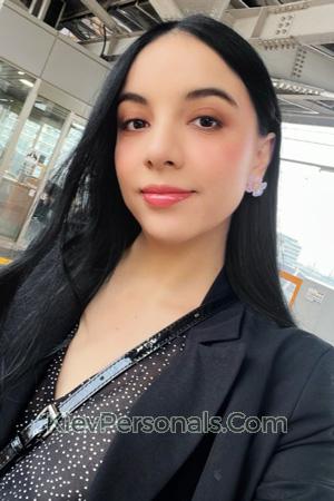 221394 - Cindy Age: 32 - Colombia