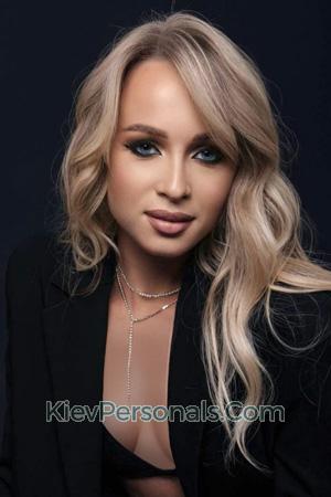 223157 - Tetiana Age: 30 - Ukraine