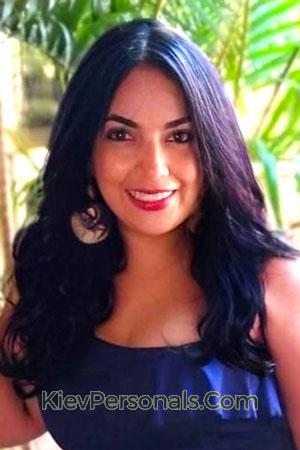 223715 - Iyaneth Age: 37 - Colombia