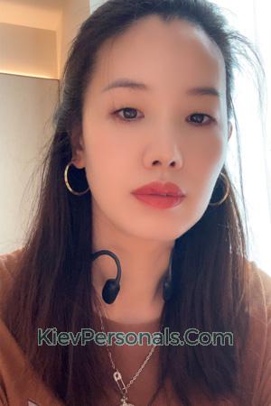 225301 - Lina Age: 44 - China