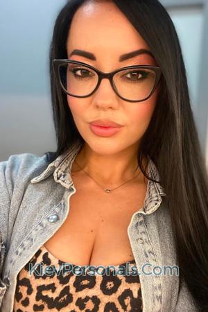 225409 - Daria Age: 38 - Ukraine