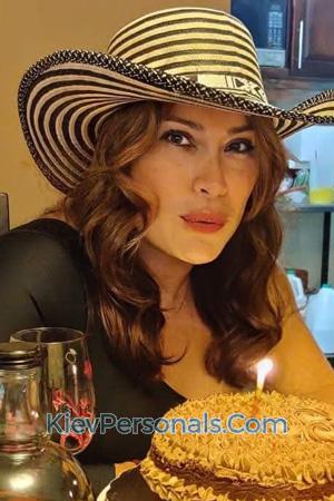 227286 - Yolvy Age: 47 - Costa Rica