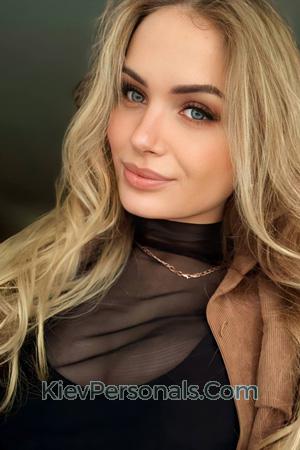 227728 - Anna Age: 19 - Ukraine